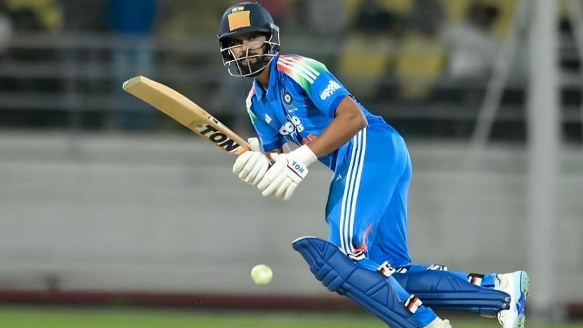 Sport : IND vs SA: टीम का बीच में ही साथ छोड़ रांची पहुंचा ये स्टार खिलाड़ी, रोहित-कोहली के साथ धमाल मचाते आ सकता है नजर #INA Sport : IND vs SA: टीम का बीच में ही साथ छोड़ रांची पहुंचा ये स्टार खिलाड़ी, रोहित-कोहली के साथ धमाल मचाते आ सकता है नजर #INA