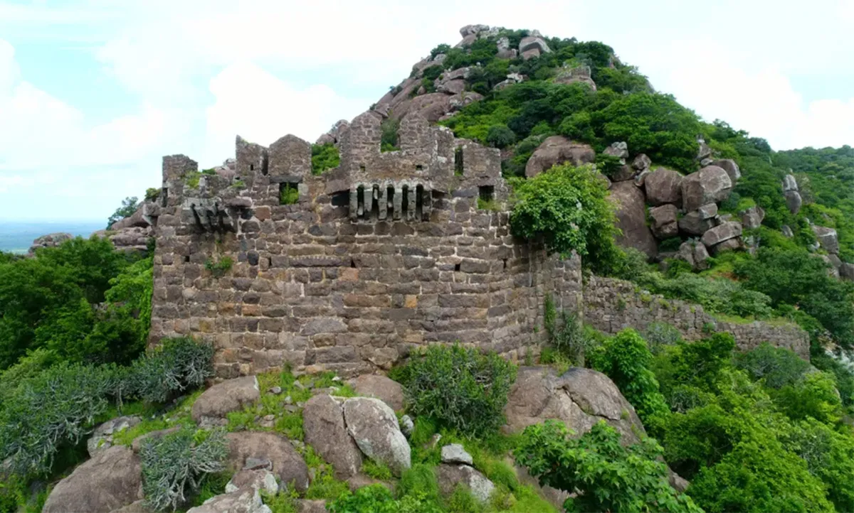 Kondaveedu: Andhra’s 14th-century fort with wells and tanks that store water even today