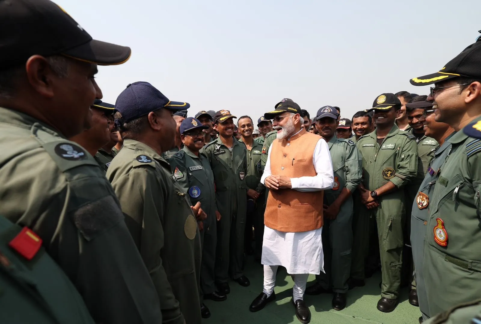 modi in airbase
