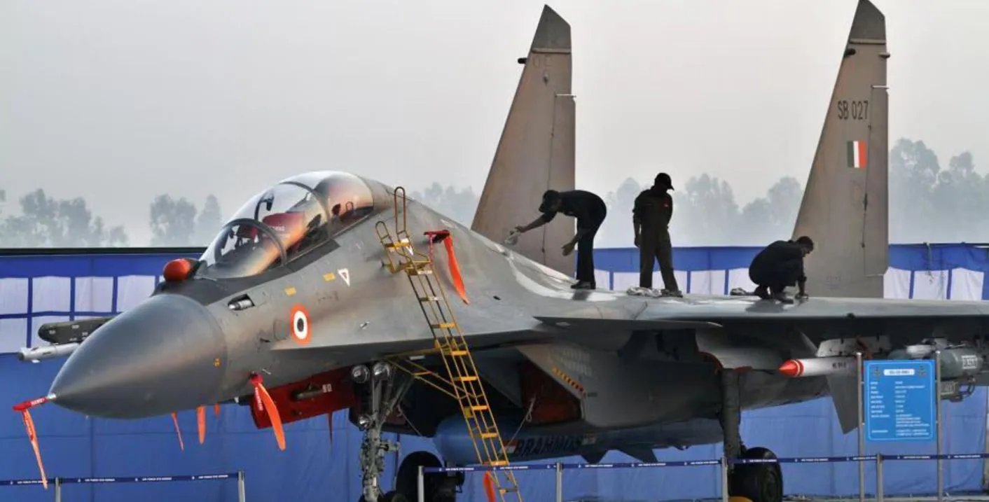 sukhoi fighter jet