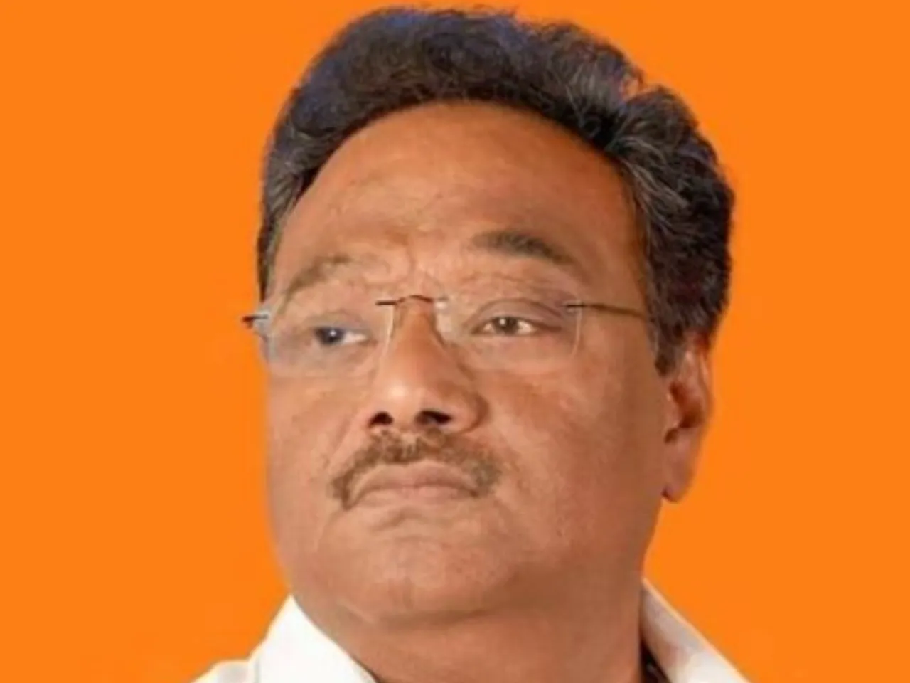 bjp leader shamik.jpg