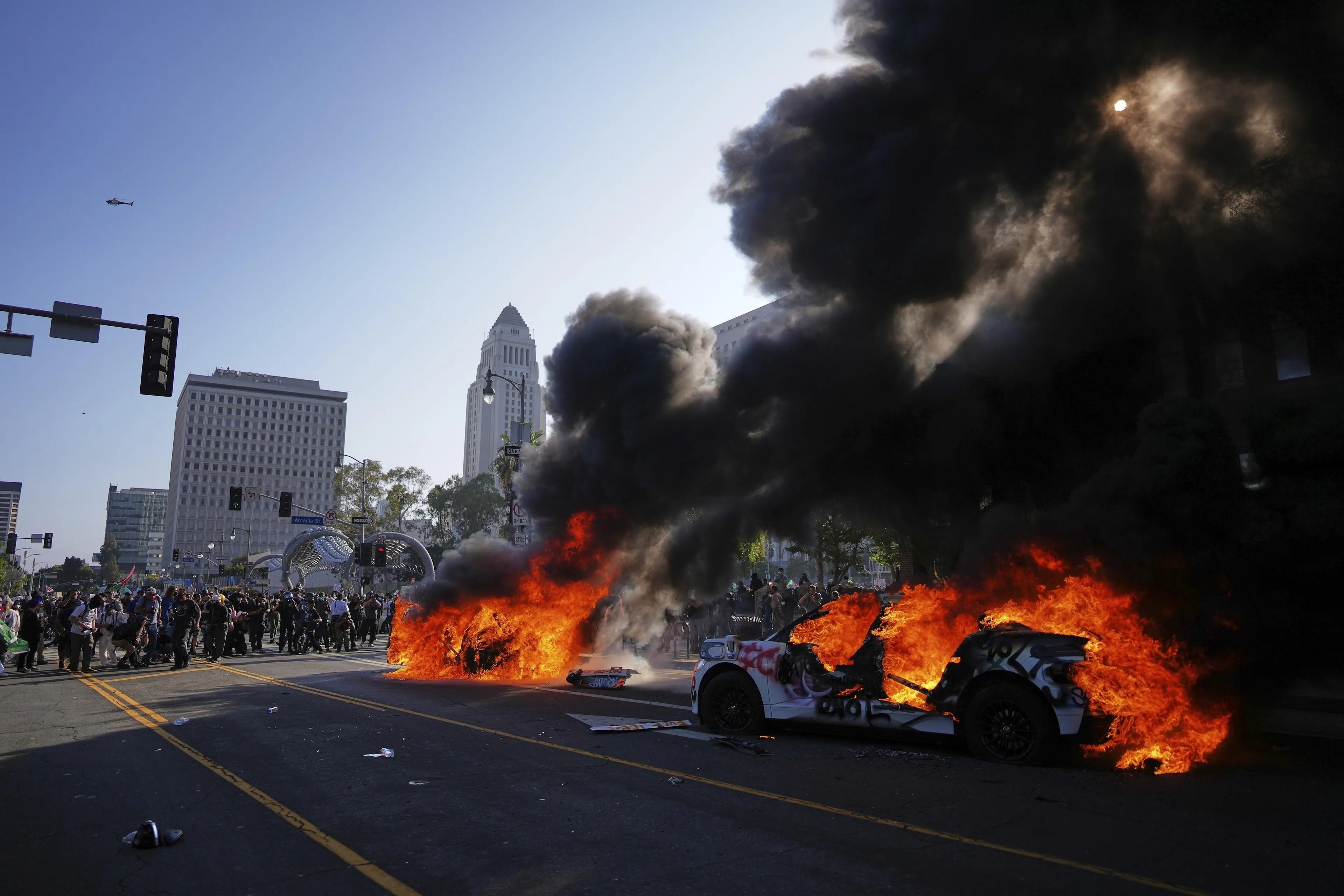 China issues safety advisory amid intensifying protests in Los Angeles |  World News - Business Standard