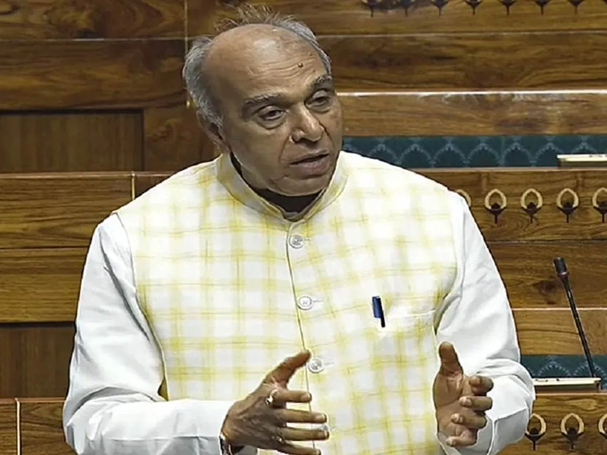 Who is BJP MP Jagdambika Pal know waqf board JPC Chairman biography family  political career one day CM record | कौन हैं 31 घंटे के सीएम जगदंबिका पाल,  BJP सांसद की वक्फ