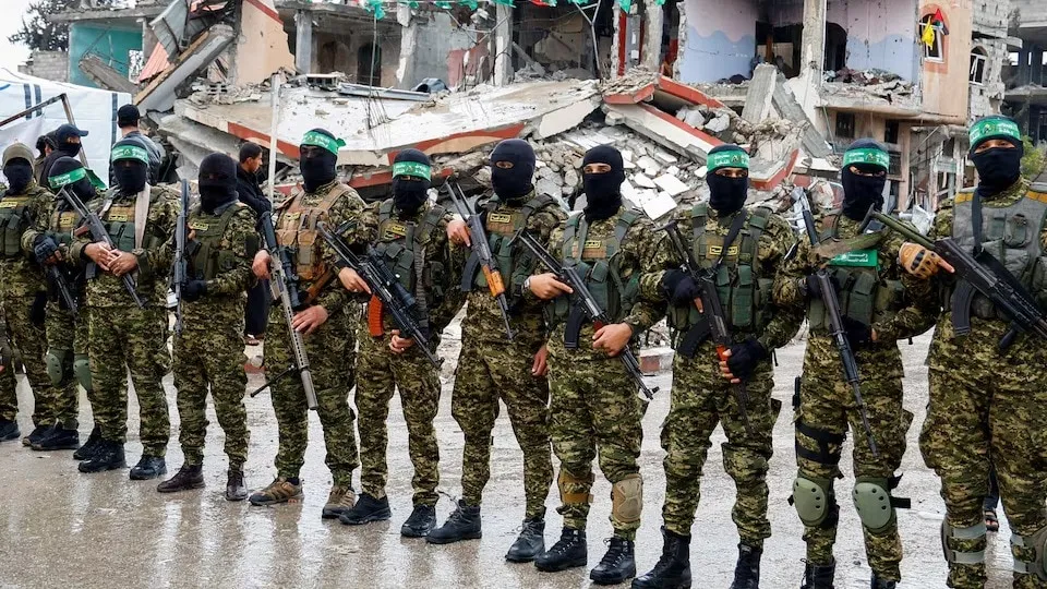 Hamas militants stand guard in Rafah in the southern Gaza Strip. (Photo: Reuters/File)