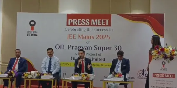 JEE ত কৃতিত্বৰে উত্তীৰ্ণ অইল প্ৰজ্ঞান চুপাৰ- ৩০ৰ শিক্ষাৰ্থীক সম্বৰ্ধনা