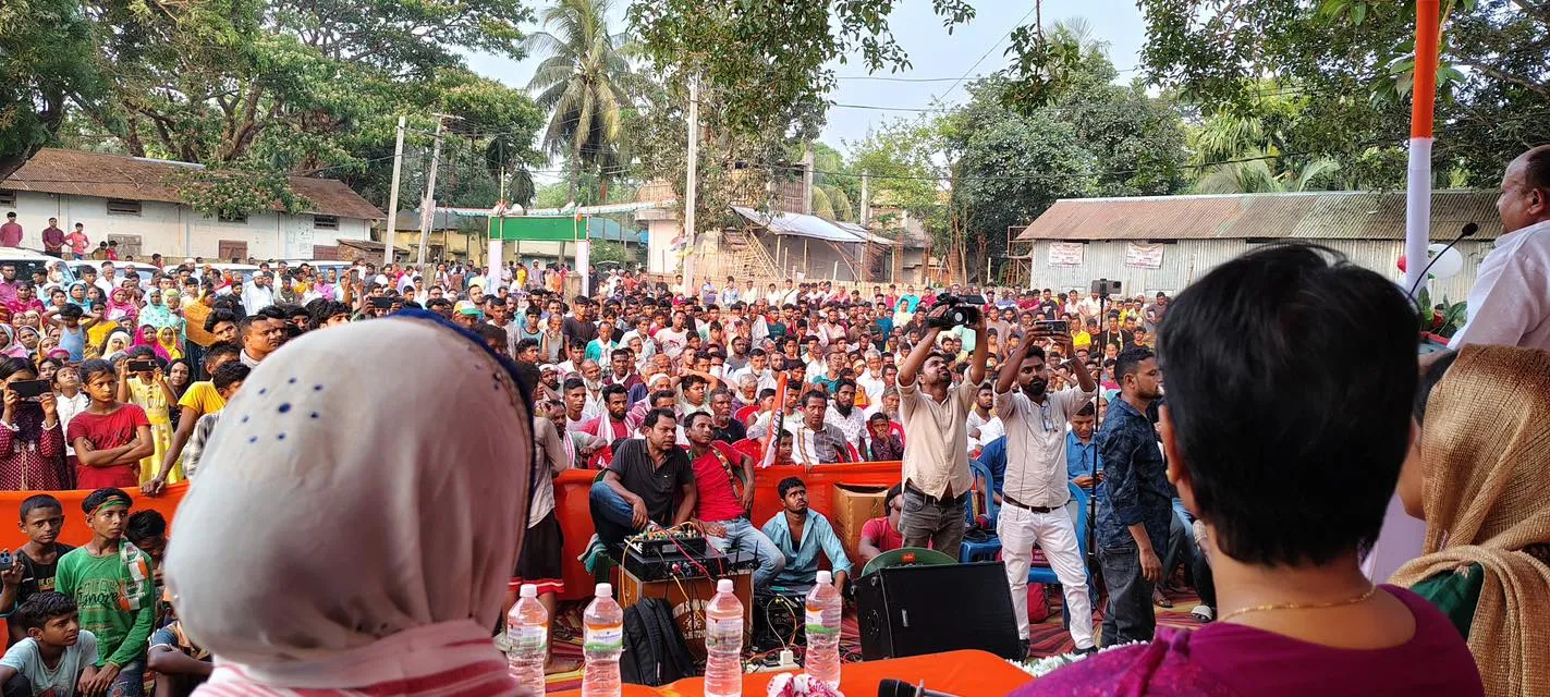 মানকাছাৰত ৰাজ্যিক মহিলা কংগ্ৰেছৰ সভানেত্ৰী মীৰা বৰঠাকুৰৰ নিৰ্বাচনী প্ৰচাৰ 