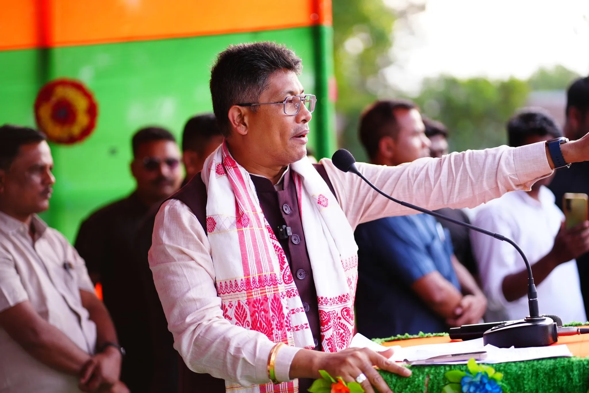  চামগুৰিৰ কাৱৈমাৰী উচ্চতৰ মাধ্যমিক বিদ্যালয় খেলপথাৰত 'বিজয় সংকল্প সমাৱেশ