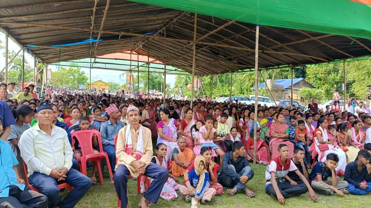 ধেমাজিত মহৰিকেম্প গাওঁ পঞ্চায়তত ৰনোজ পেগুৰ নিৰ্বাচনী প্ৰচাৰ সভা