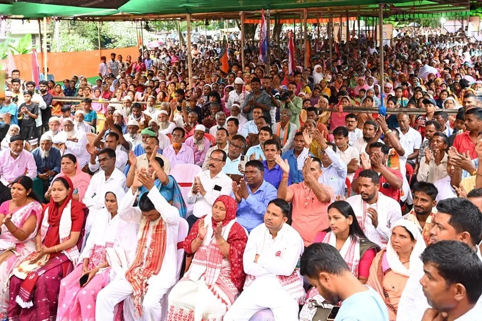 'এইবাৰ বেলট বাকচত কেবল পদুম ফুল আৰু হাতী ওলাব’-জয়ন্ত মল্ল বৰুৱা