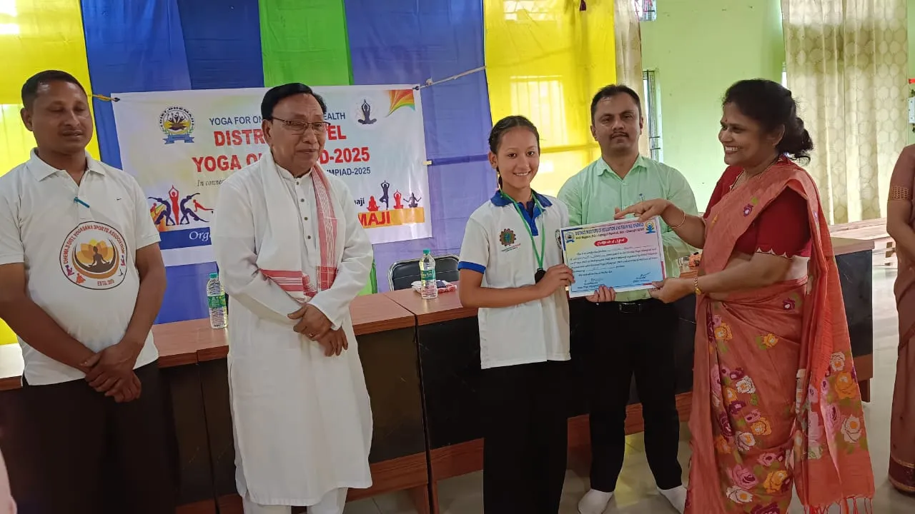 বিভিন্ন বিদ্যালয়ৰ ছাত্ৰ-ছাত্ৰীৰ অংশগ্ৰহণ