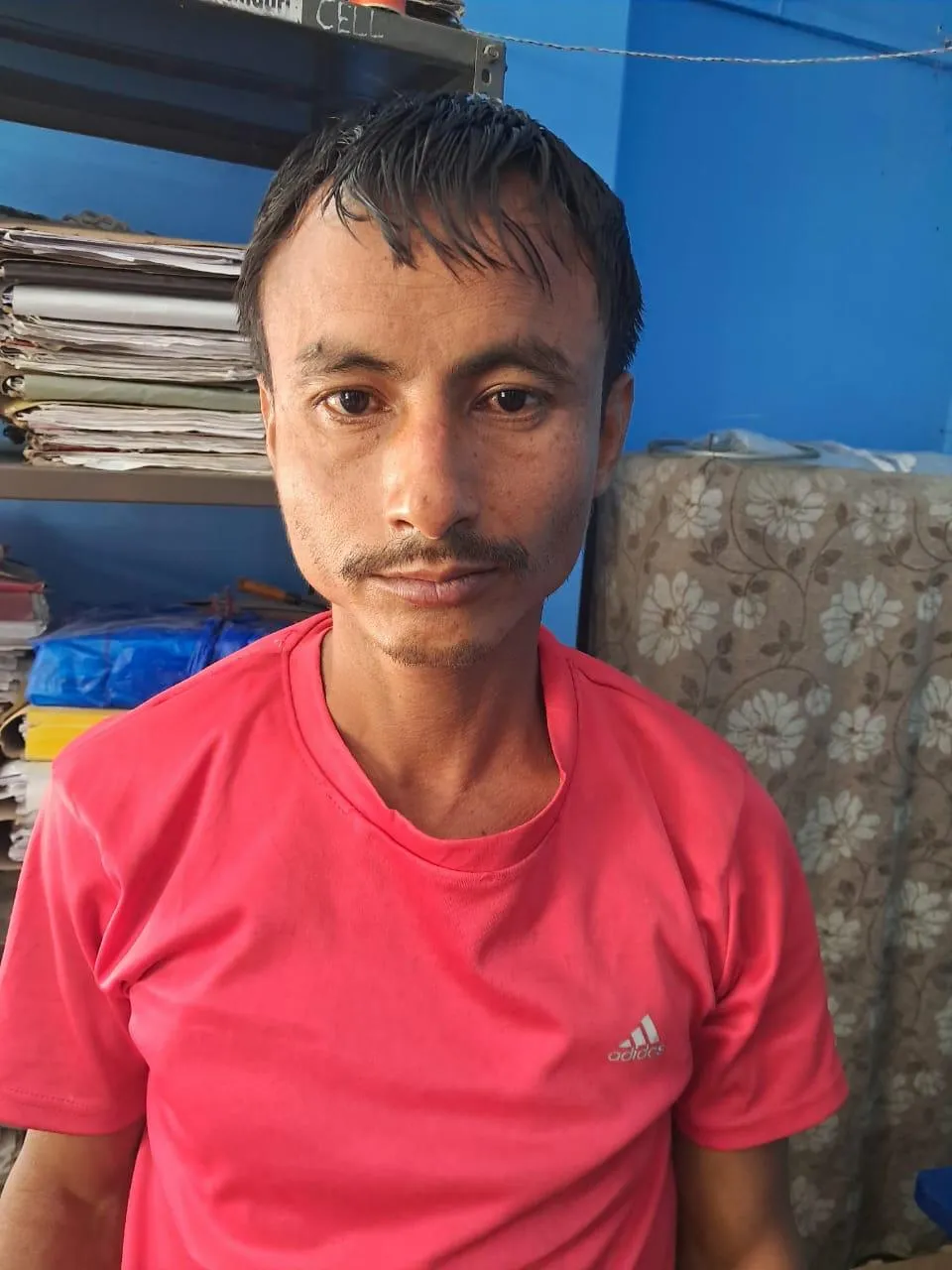 হাতী দাঁতৰ সৈতে চাৰি চোৰাং চিকাৰিক গ্ৰেপ্তাৰ চিৰাং আৰক্ষীৰ....