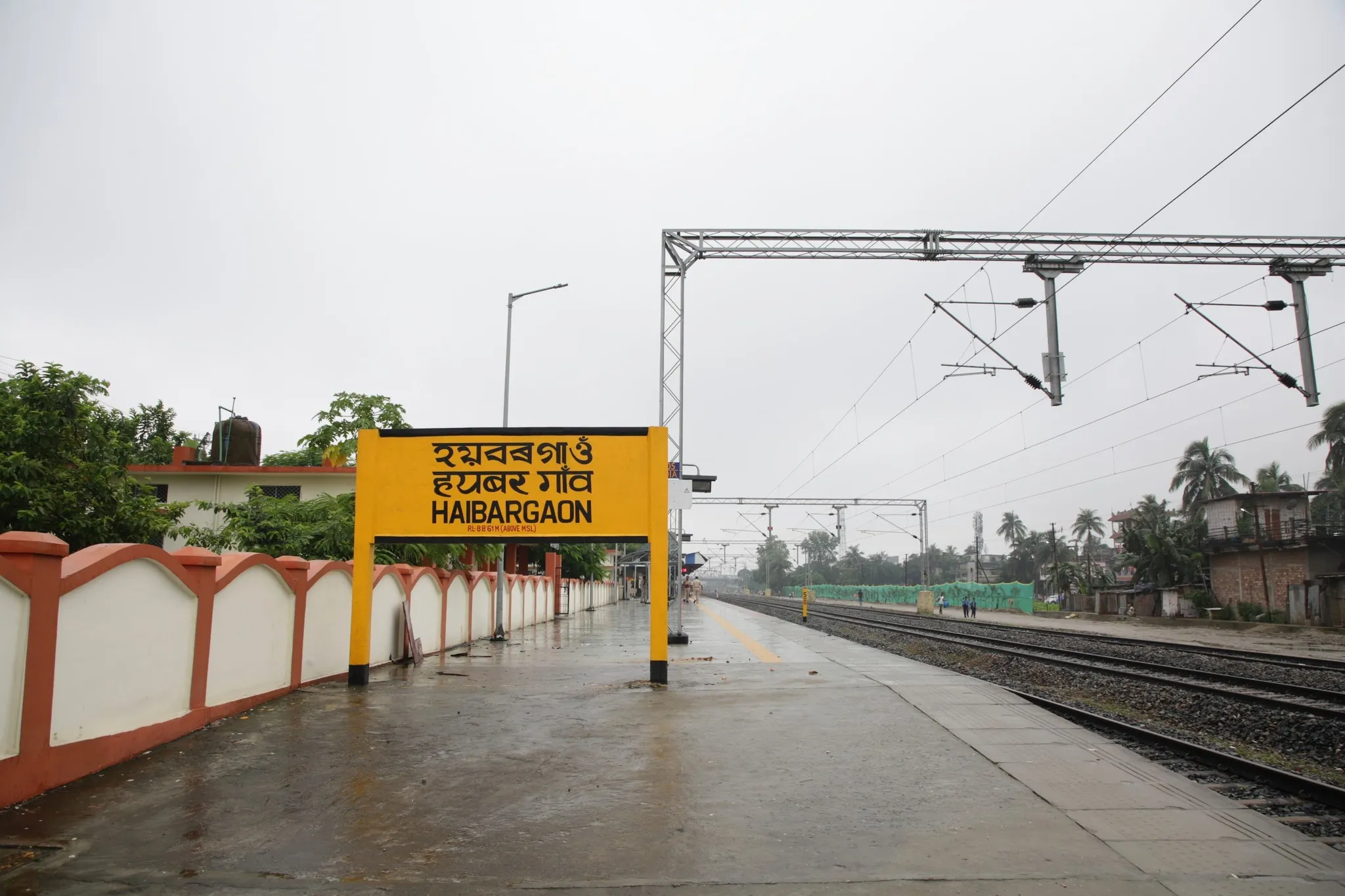 নৱগঠিত ১০৩টা ৰে’ল ষ্টেচন মুকলি প্ৰধানমন্ত্ৰী নৰেন্দ্ৰ মোডীৰ 