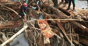 1,200 dead from floods in Indonesia ...