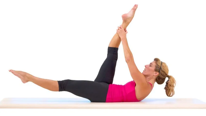 Single Straight Leg Stretch with Meredith Rogers - Exercise 1804 | Pilates Anytime