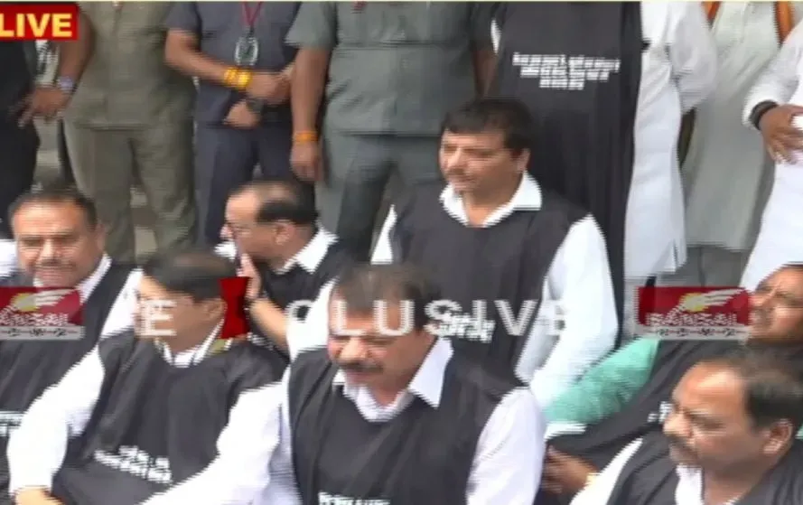 BJP Vijay Shah VS Congress Protest