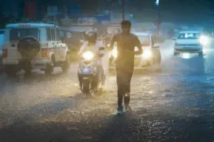 Bhopal Me Barish photo