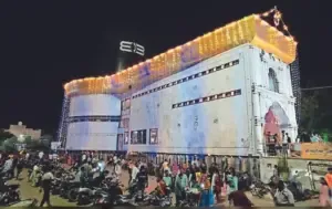 Crowd is also gathering in Patal Bhairavi temple in the new year