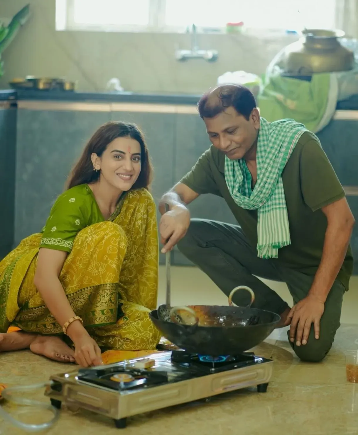 श्रद्धा और सादगी से भरा छठ का आगाज़