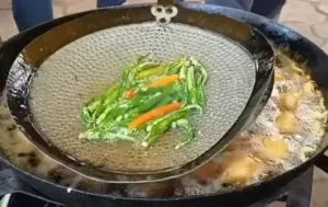 Gotegaon Aloo Vada recipe Railway Station