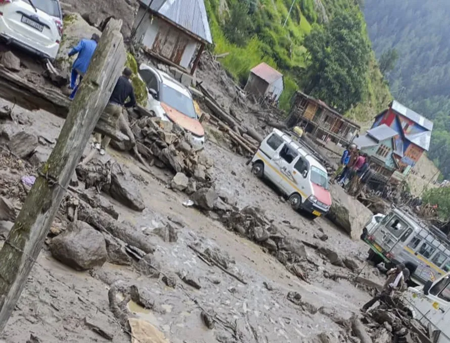 Kishtwar Cloudburst hindi news