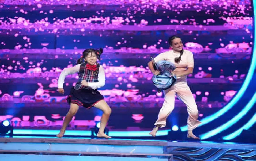 Super Dancer Pari