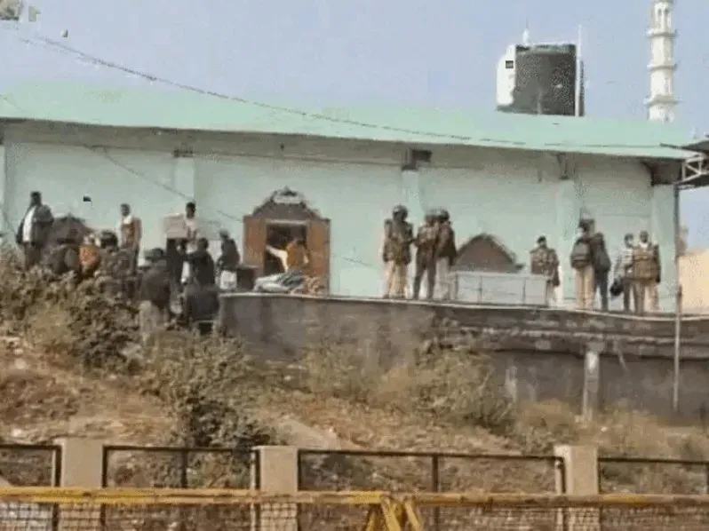 Takiya Masjid Ujjain Case Update