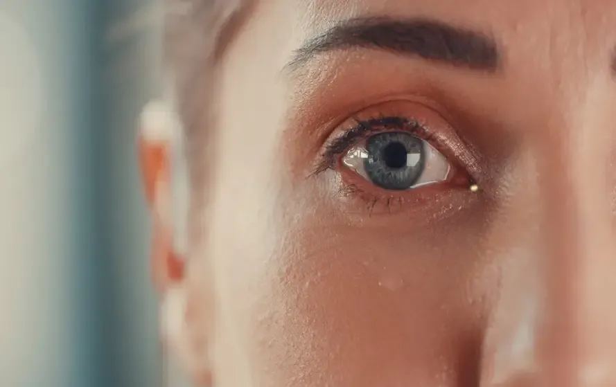 color gets into your eyes