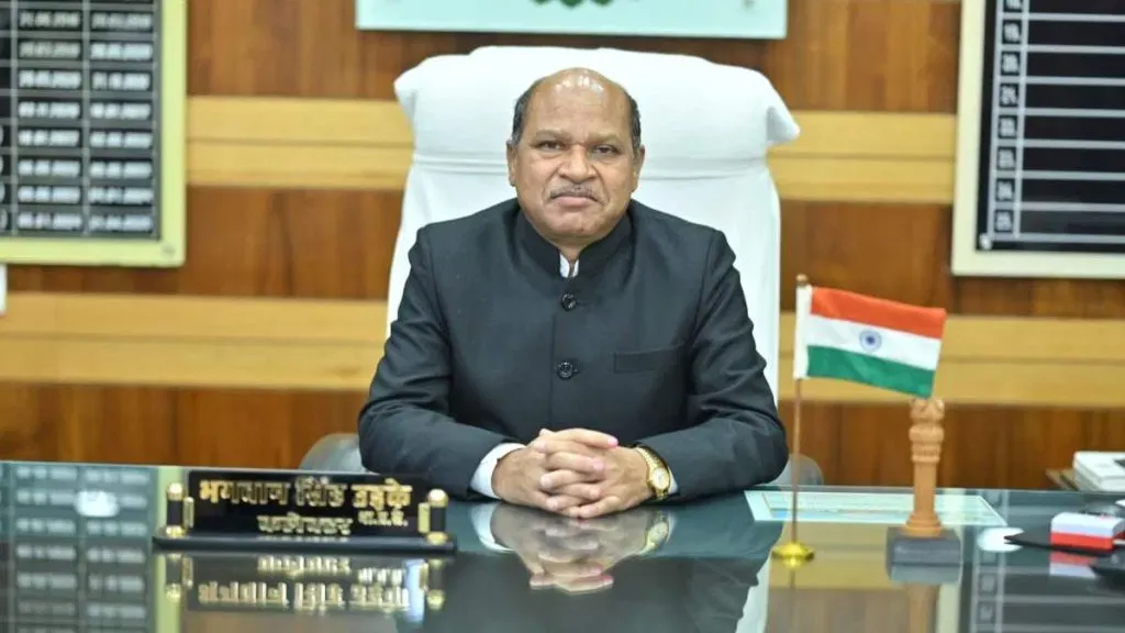 Gariaband Collector Bhagwan Singh Uikey