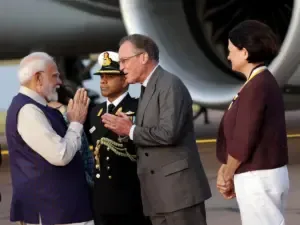 pm modi arrives in uk