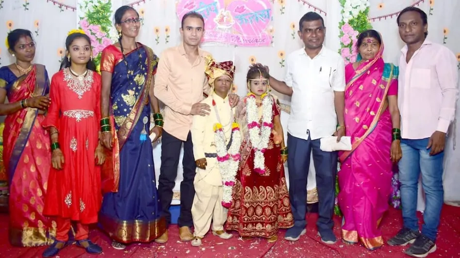 संदीप सपकाले की लंबाई 36 इंच और उज्ज्वला की लंबाई 31 इंच है