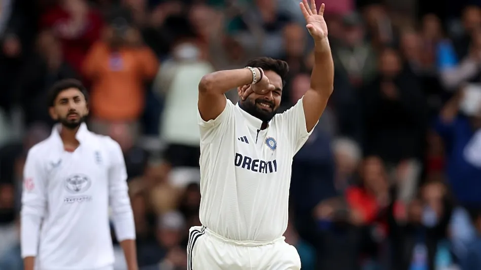 शतक जड़ने के बाद पंत ने इस अंदाज में किया सेलिब्रेट. (सोशल मीडिया)