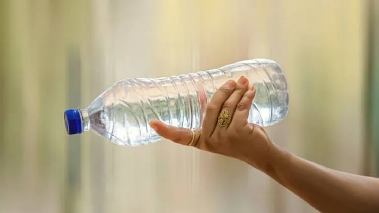 World Water Day 2024 Tips And Tricks To Check Water Quality At Home In Hindi - Amar Ujala Hindi News Live - World Water Day 2024:जो पानी पी रहे हैं वह साफ है या नहीं, इन आसान तरीकों से क्वालिटी करें चेक