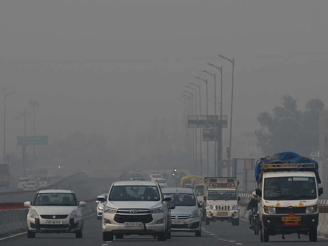 New Delhi air pollution is so bad, officials call for a lockdown : NPR