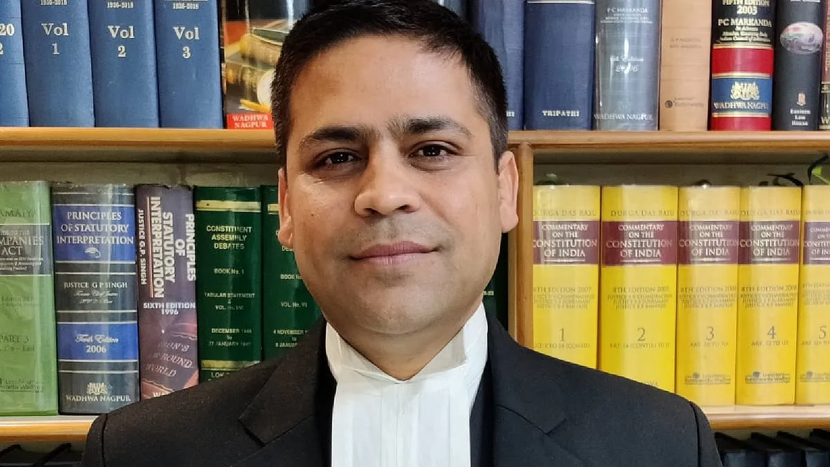 Uttar Pradesh Additional Advocate General Ardhendumauli Kumar Prasad resigns