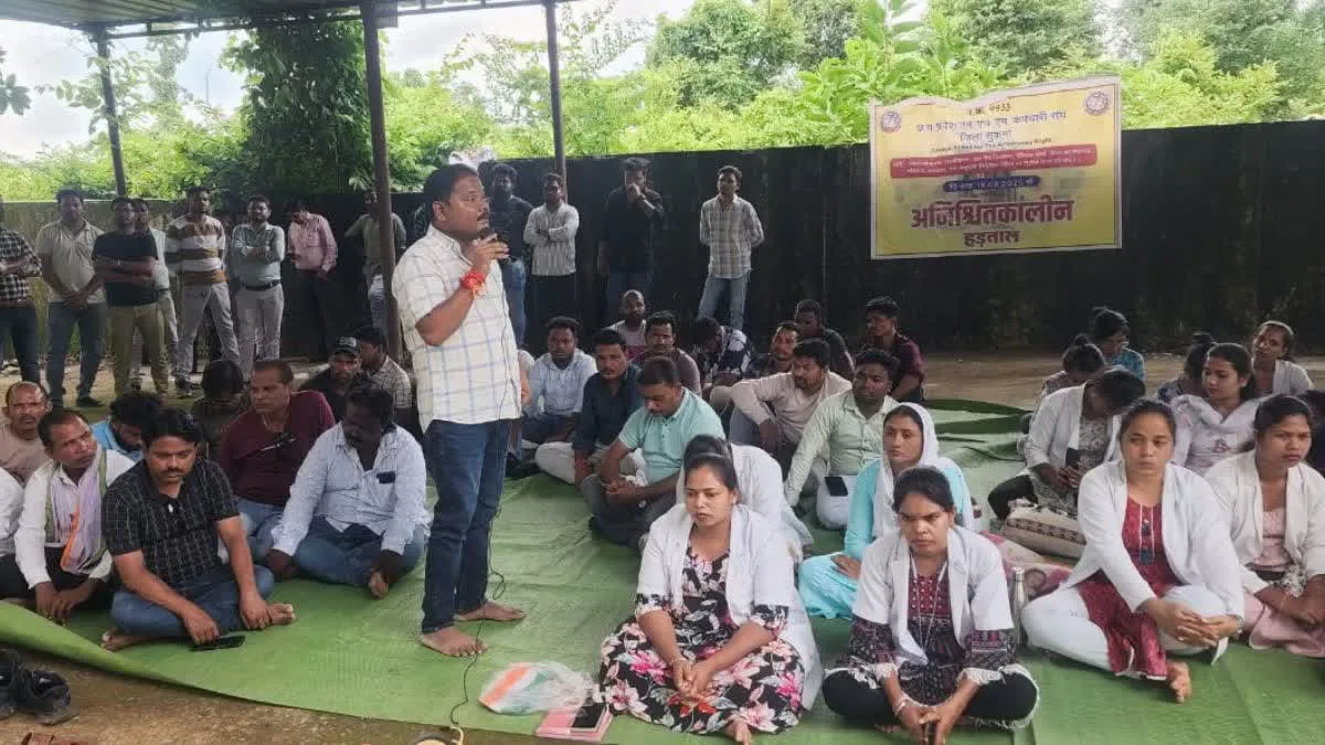 सुकमा में NHM कर्मचारियों की हड़ताल को कांग्रेस का समर्थन, कहा- जल्द मांगे  पूरी करे सरकार