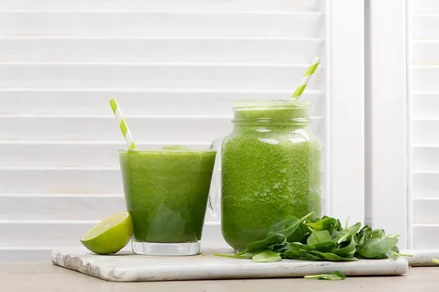 Free photo green detox smoothie. smoothie recipes for a fast weight loss