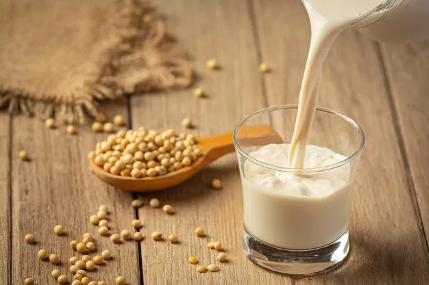 Free photo soy milk, soy food and beverage products food nutrition concept.