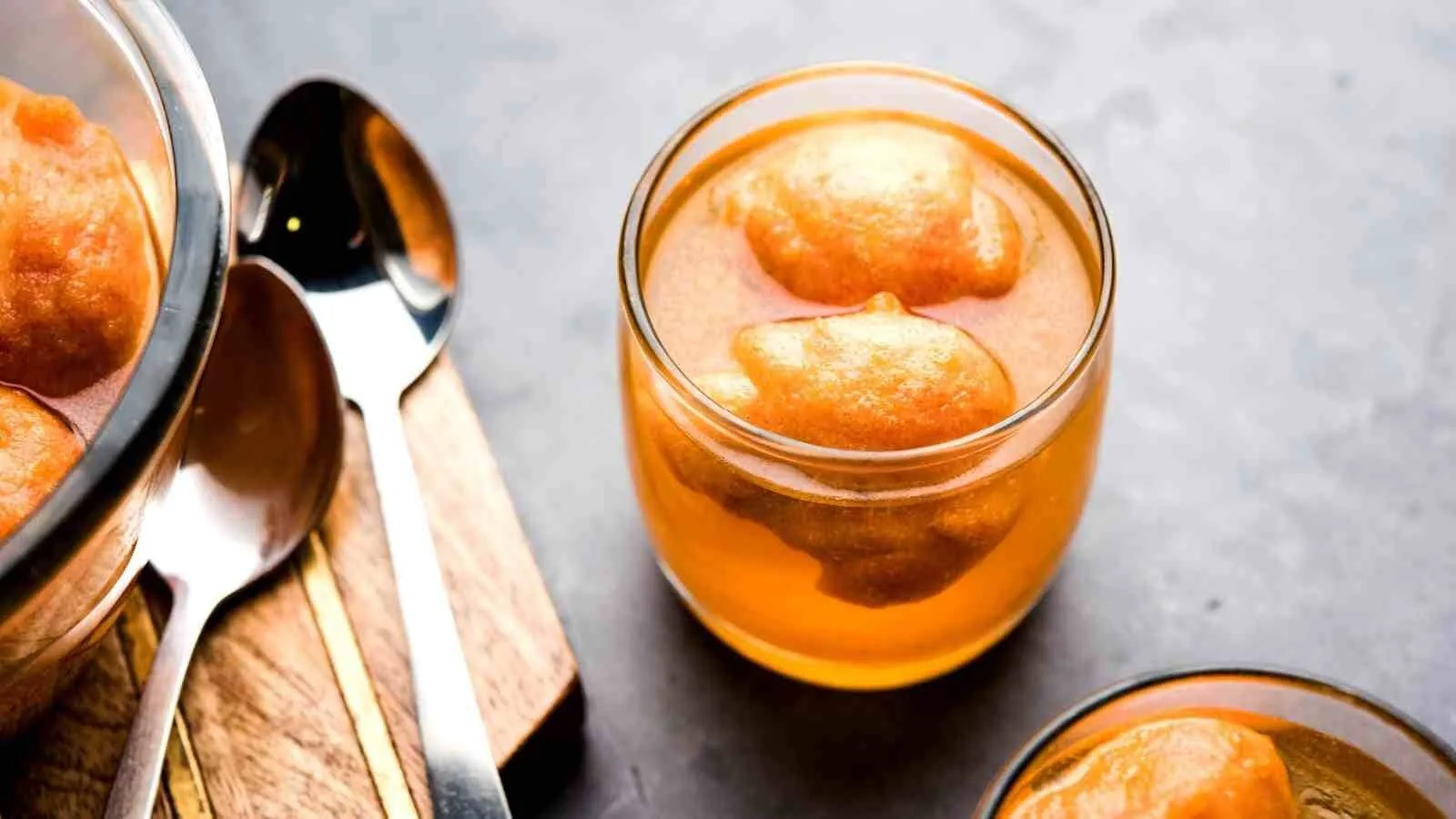 पारंपरिक व्यंजनों के साथ बनाएं होली को और भी खास, हम बता रहे हैं 3 होली व्यंजनों की हेल्दी रेसिपी