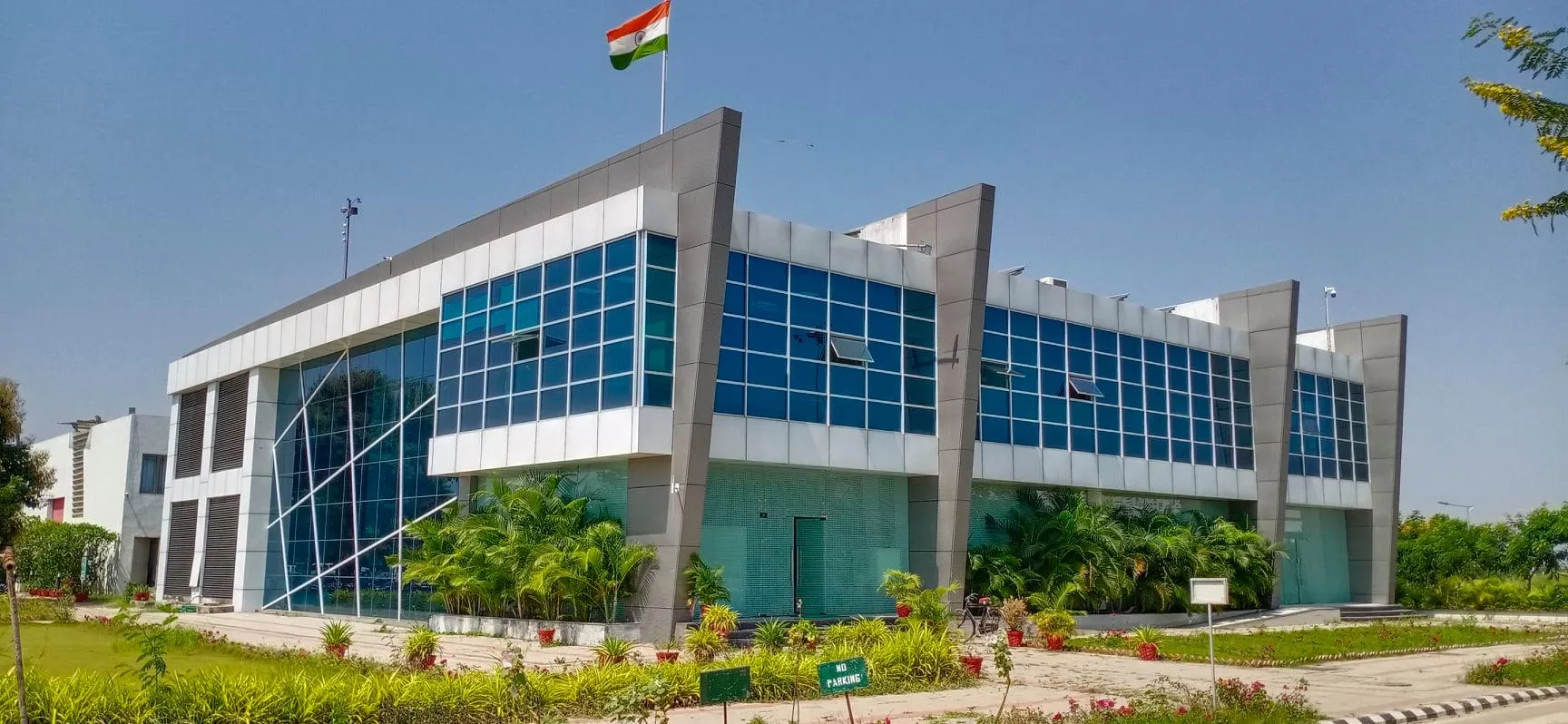 IIT Indore<!-- -->: Admission 2024, Courses, Fees, Placement, Cut Off