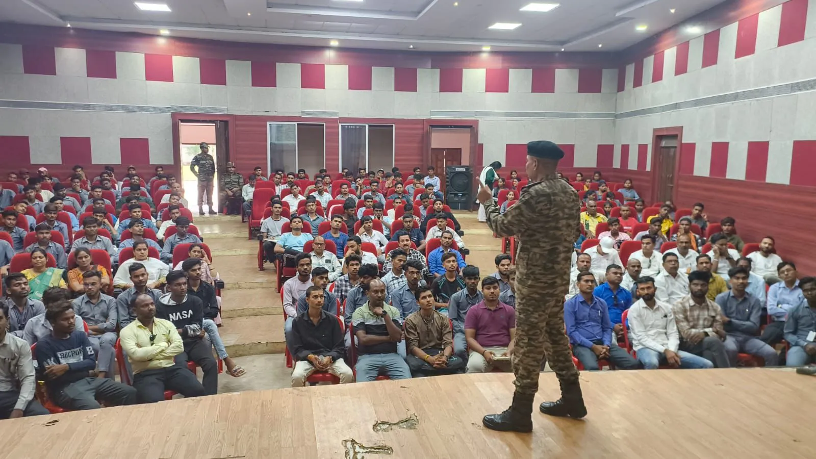 √ अग्निवीर सैन्य भर्ती से संबंधित सेमिनार का 17 नवंबर को होगा आयोजन –  युवाओं को मिलेगा मार्गदर्शन का अवसर