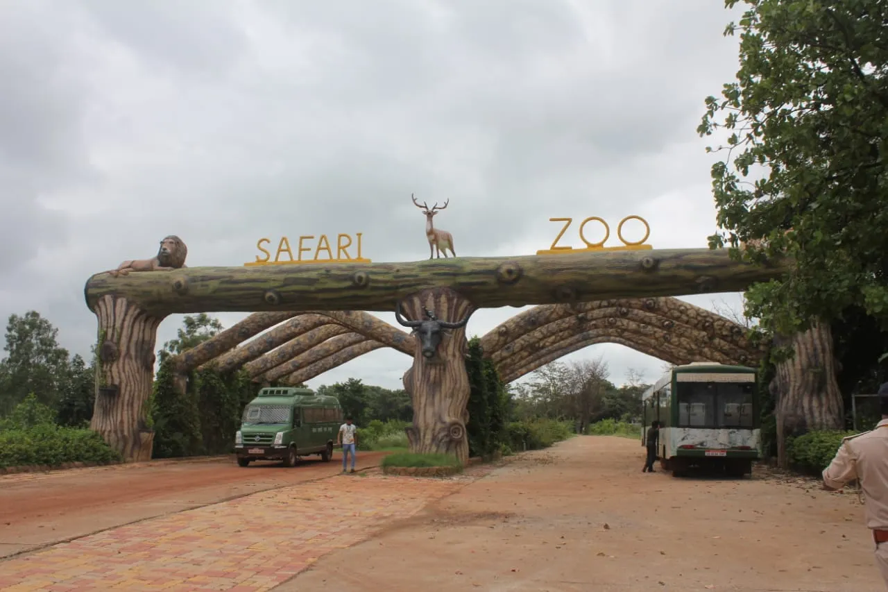 Principal, GFRC, RAJPIPLA on X: "Visit of jungle safari, Raipur #Gujaratforestrangerscollegetour #Raipur https://t.co/46RK6MwnOq" / X