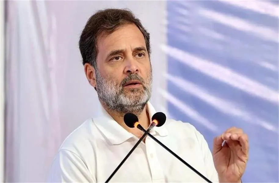 rahul gandhi called on people to unite in support of mnrega