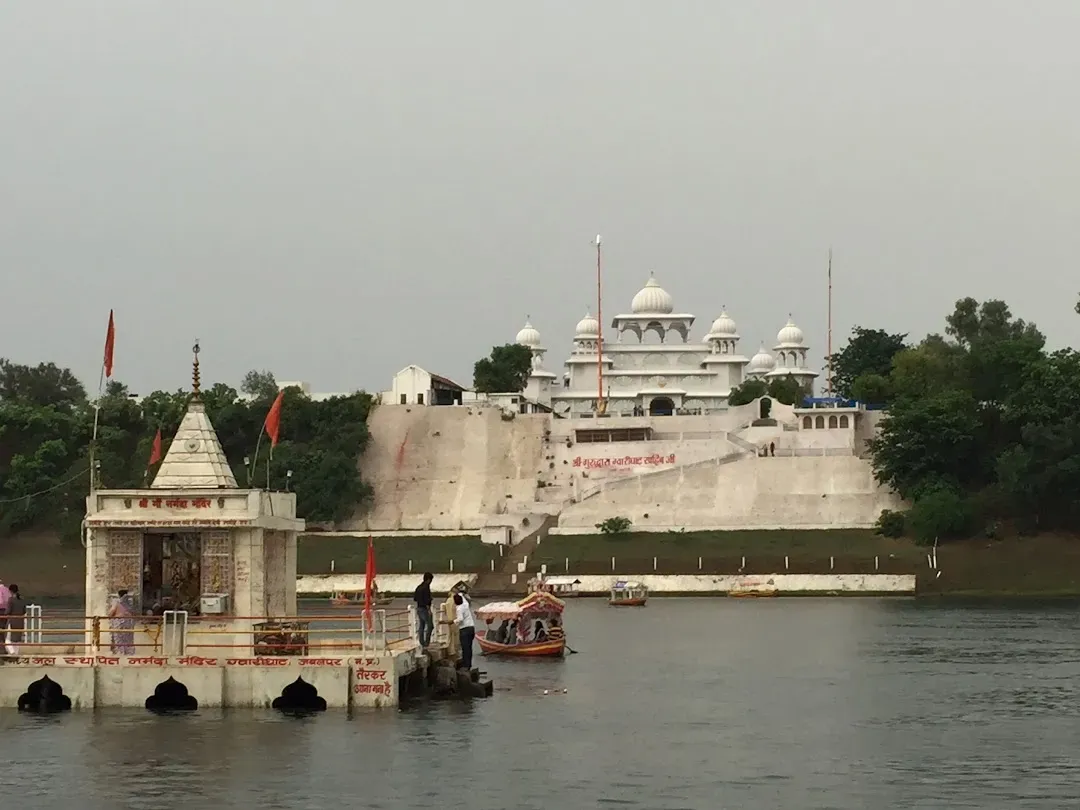 Uma Ghat - Religious destination - Jabalpur - Madhya Pradesh | Yappe.in