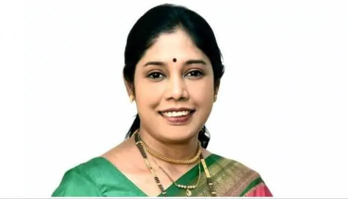 मंजुषा नागपुरे कौन हैं? पुणे की अगली महापौर पद की उम्मीदवार - आरएसएस से  गहरी जड़ें रखने वाली आईटी पेशेवर।