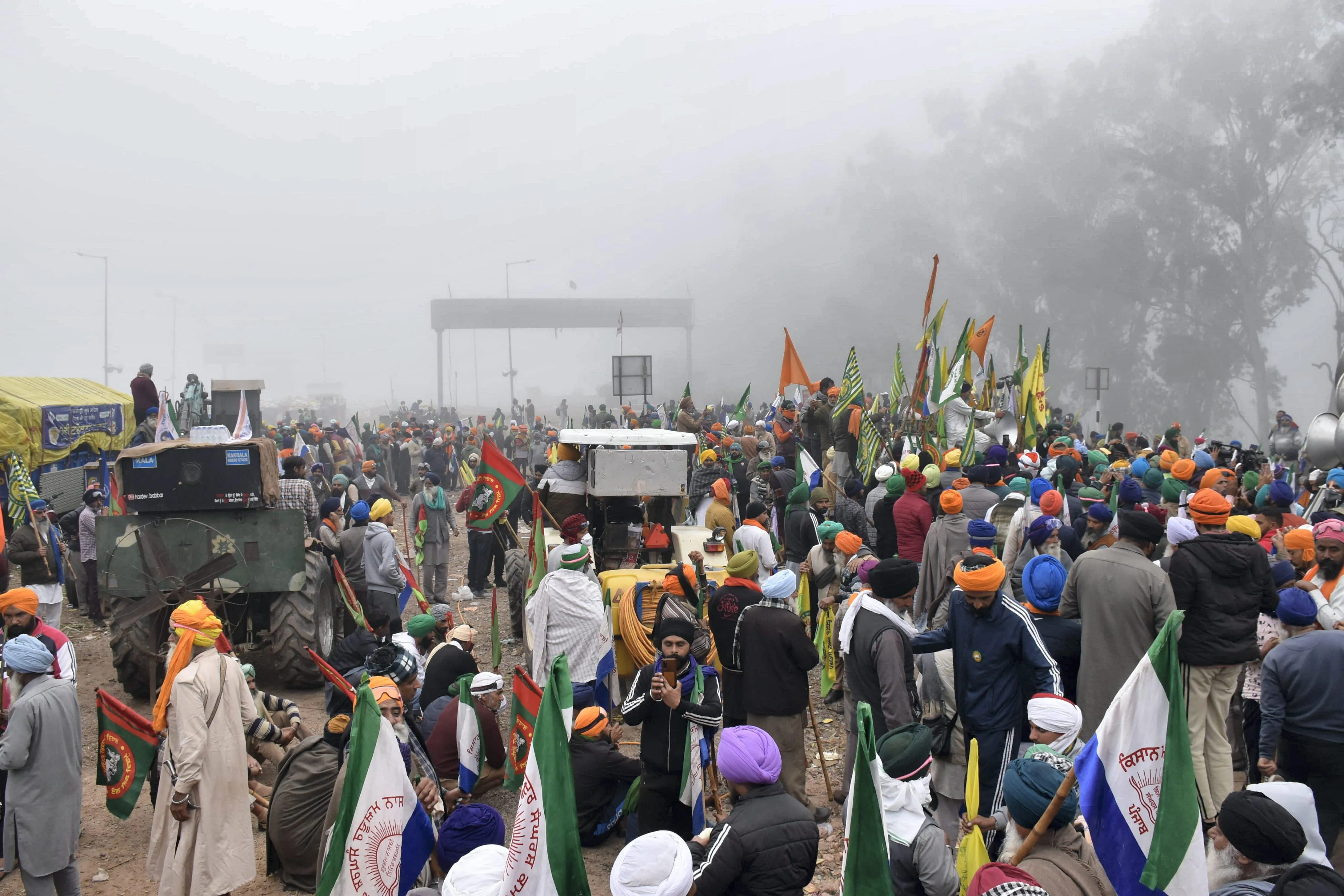 शंभू बॉर्डर पर बुधवार सुबह 14 हजार किसान मौजूद थे।