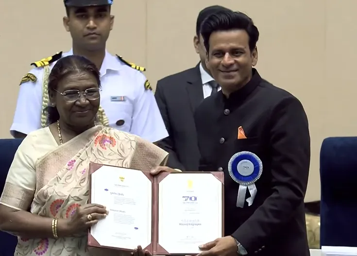 National Film Awards 2024 Winners List Update; KGF 2 Brahmastra | Rishab Shetty | 70वें नेशनल फिल्म अवॉर्ड: प्लास्टर बांधकर दादासाहेब फाल्के अवॉर्ड लेने पहुंचे मिथुन ...