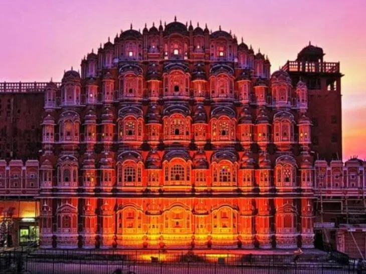 Jai Singh told Vidyadhar to level the sand dunes and build a city in the middle of the market | जयपुर का 297वां स्थापना दिवस कल: जयसिंह ने विद्याधर से कहा- रेत