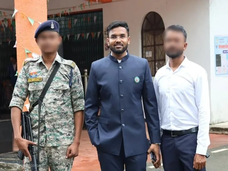 6 महीने पहले जब महिला आरक्षक ने रेप के आरोप लगाए थे तब वह बीजापुर में पदस्थ था। - Dainik Bhaskar