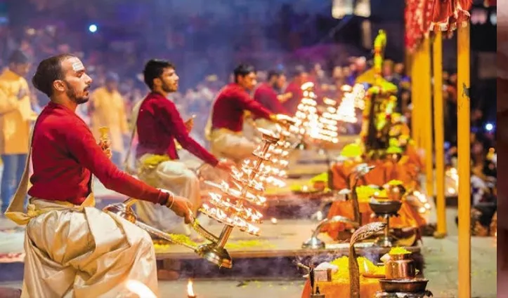 अब गंगा की 13 सहायक नदियों पर भी दिखेगा 'गंगा आरती' का नजारा