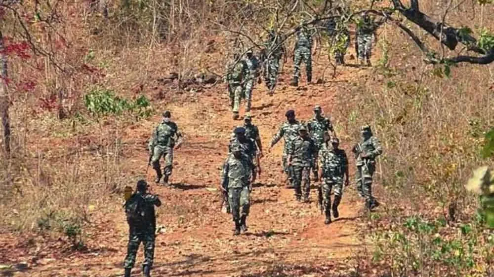 छत्तीसगढ़: सुकमा में सुरक्षाबलों का बड़ा एनकाउंटर, गोलीबारी में चार नक्सलियों के मारे जाने की खबर - Aaj Ki Khabar